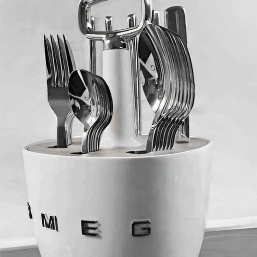 smeg Retro Style Cutlery Set - cream white