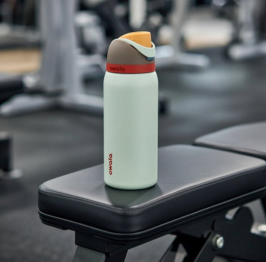 32 oz. 945ml Owala FreeSlip Stainless Steel Vacuum Insulated Sports Water Bottle Green.